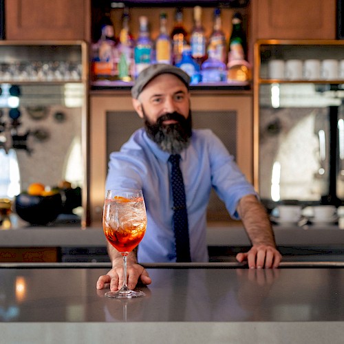 Hayes Mansion San Jose, Curio Collection by Hilton